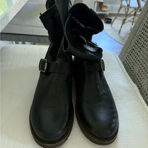 Frye Black Leather Veronica Boots